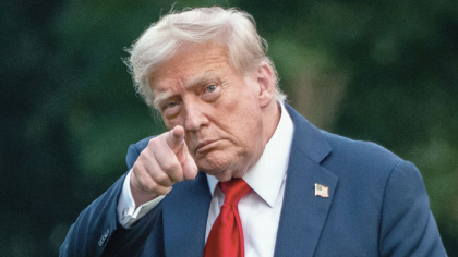 Make America Great Again continuă: Donald Trump pregăteşte un plan de 550 mld. dolari pentru a readuce la viaţă sectorul manufacturier american. Investiţiile masive, implicarea guvernului în economie şi ajutoarele de stat, sunt principalele instrumente cu care liderul de la Casa Albă vrea să dirijeze drumul către o nouă Epocă de Aur pentru industria americană