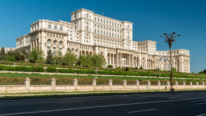 Casa Poporului, palatul gigantic care îi fascina pe străini în 1990: „Demolarea ei ar fi însemnat o extravaganță de neimaginat”