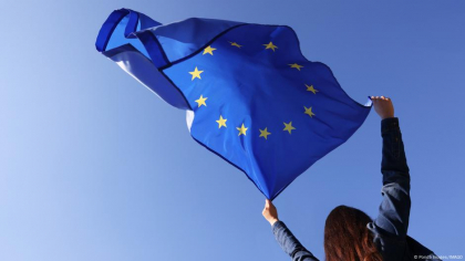 Mitingurile și valul pro-UE pentru Nicușor Dan