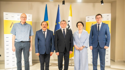 Celebrul dirijor Nicolae Botgros intră în politică: candidat la parlamentare pe listele partidului puterii din Rep. Moldova