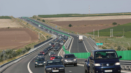 Carambol pe Autostrada A2, în drum spre mare, de 1 Mai. Traficul este restricționat