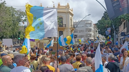 Proteste ample, cu mii de persoane, față de turismul excesiv în Insulele Canare