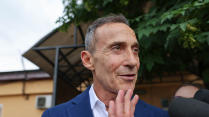 Cum își trăiește Radu Mazăre viața în Madagascar. Cu ce se ocupă fostul edil după ce a fost eliberat din închisoare