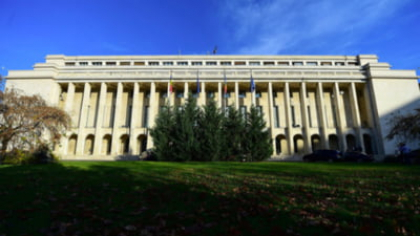 Guvernul Bolojan se mută în Palatul Parlamentului. Ce se va întâmpla cu clădirea de la Piața Victoriei