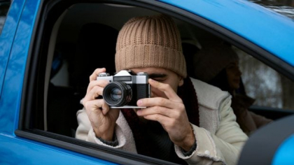 Un bărbat din Oradea filmează fete pe ascuns și publică pozele online: lucrează ca șofer pe Bolt și Uber, dar și ca profesor la o școală privată