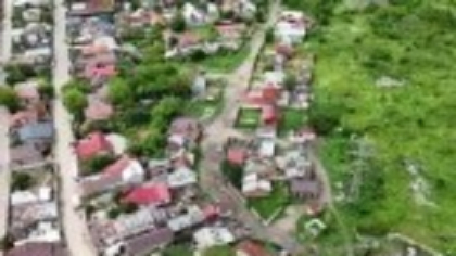 Zeci de familii din Ploiești notificate să-și abandoneze casele ridicate ilegal. Primăria intră cu buldozerele