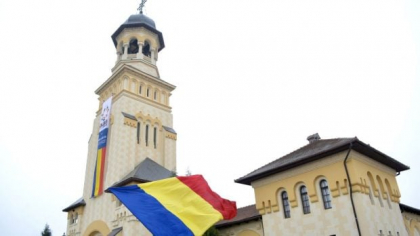 Un vot dominat de frică și revoltă: „Îl votez pentru că poate să distrugă tot”. Reportaj Politico în Capitala Marii Uniri