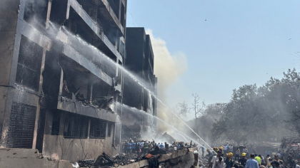Familiile victimelor accidentului Air India dau în judecată Boeing pentru dezastrul soldat cu 260 de morți