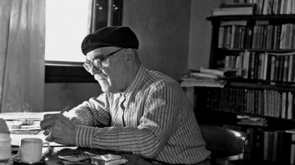 Geniu literar fără Bacalaureat, deţinut, muncitor şi călugăr
