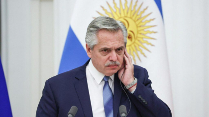 Fostul preşedinte al Argentinei, Alberto Fernández, este acuzat oficial de corupţie