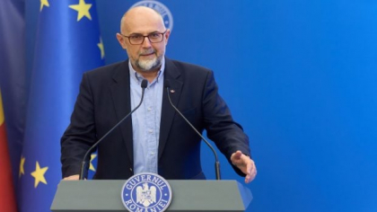 Kelemen Hunor spune că premierul Ilie Bolojan ”se va atinge” de subvenţiile pentru partidele politice. Ce crede despre numărul de parlamentari