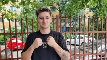 Elevul filmat de Libertatea după BAC, care cerea disperat 45 sutimi la contestație și promitea ca va fi „rachetă”, a primit notă de trecere: „Acum pot să visez”