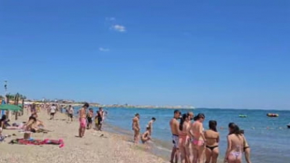 Surpriză neplăcută pentru turiștii de pe litoralul Mării Negre. De ce nu au putut intra în apă și ce înseamnă fenomenul de "upwelling"