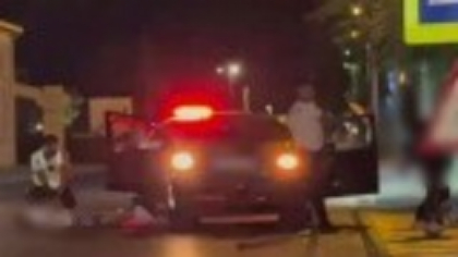 Urmărire ca în filme în Timișoara. Un tânăr fără permis a vrut să testeze o mașină, dar a fost încătuşat de polițiști