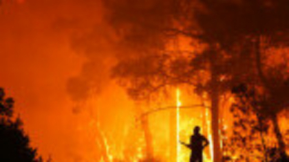Turcia a arestat 10 suspecţi după izbucnirea incendiilor de vegetaţie. Anchetă în curs pentru 15 persoane