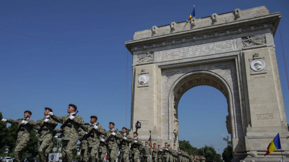 Sondaj INSCOP: Peste 72% dintre români sunt de acord cu creşterea cheltuielilor pentru Apărare / În general se opun votanții AUR și persoanele cu studii primare