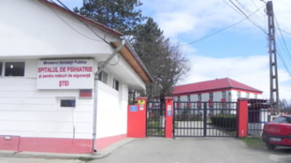 Angajați ai unui spital de psihiatrie, trimiși în judecată pentru rele tratamente aplicate bolnavilor. Pacienți loviți în cap și bătuți în sala de mese