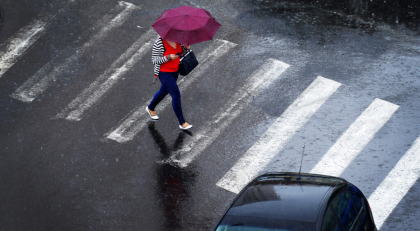 Vreme instabilă în Capitală. Bucureștenii vor avea un weekend cu grindină și averse 