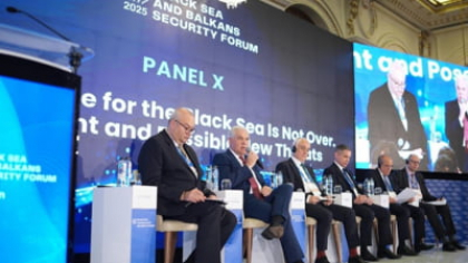 Regiunea Mării Negre este "crucială" pentru Flancul Estic al NATO și al UE, afirmă ministrul Apărării. Ce programe de înarmare sunt în derulare în România