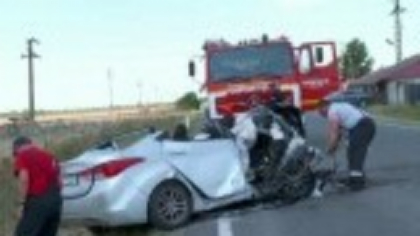 Accident teribil în Arad. Două persoane au murit, iar alte patru au fost grav rănite. Polițiștii au deschis o anchetă