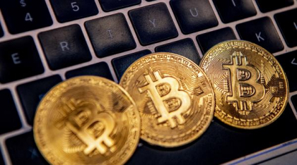 Industria criptomonedelor, remodelată în mandatul lui Trump. Impactul primelor 100 de zile