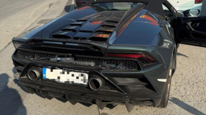 Andrew Tate și-a recăpătat permisul auto după ce a contestat suspendarea în instanță