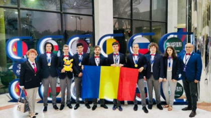Elevi români, premiați la Olimpiada Asiatică de Fizică 2025: două medalii de aur, două de argint, trei de bronz și o mențiune de onoare 
