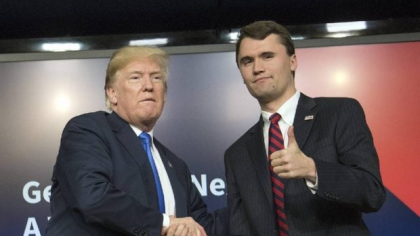Zeci de americani și-au pierdut locul de muncă pentru că l-au criticat pe Charlie Kirk după moartea acestuia. Vânarea „dușmanilor”