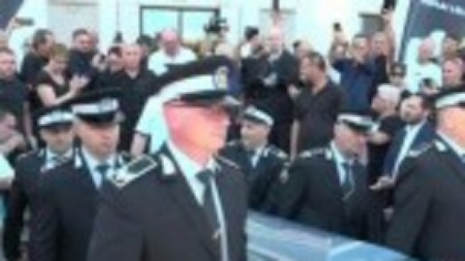 Mihai Leu a fost înmormântat acasă, la Hunedoara, în ropote de aplauze și zgomotul motoarelor mașinilor de curse