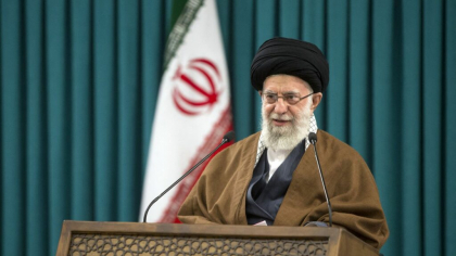 Khamenei condamnă Israelul pentru ofensiva militară în timpul discuțiilor Iranului cu SUA