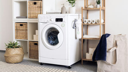 Apă, detergent și tehnologie: cum a evoluat mașina de spălat în era digitală