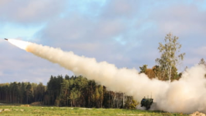 Aliații din NATO învață de la România să nu mai dezvăluie ce sprijin oferă Ucrainei. Informațiile erau folosite de către Rusia