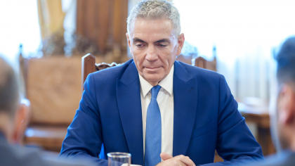 Scenariu apocaliptic. Anastasiu: România risca un curs la 6 lei euro şi şomaj la 30-40%