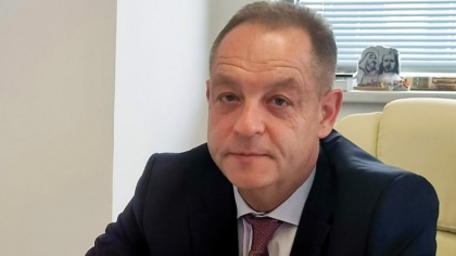 Scandal între ministrul Economiei și directorul Salrom, după factura de 12.500 de euro pentru un „sejur” în Prahova: „S-a ales una dintre cele mai scumpe locații”