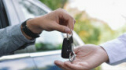 Evaziune fiscală de peste 25 de milioane de lei. Un bărbat din Ilfov ar fi vândut peste 500 de maşini second-hand