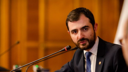 Fost ministru USR denunță propaganda oficială. Cheltuielile guvernului Bolojan au crescut odată cu majorarea taxelor