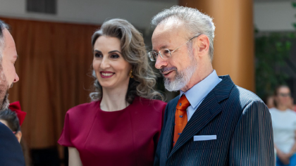Cum a apărut Mikaela, fiica Iuliei și a lui Mihai Albu, în ziua cununiei tatălui ei. Mesajul transmis de adolescentă