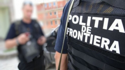 Un chinez a vrut să intre în România pe la frontiera din Galați, cu două permise de conducere, dar s-a ales cu dosar penal