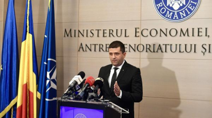 Radu Miruță spune că nu s-a discutat în coaliție plafonarea adaosului la alimente: "Va trebui să fie o decizie, până acum nu a fost"