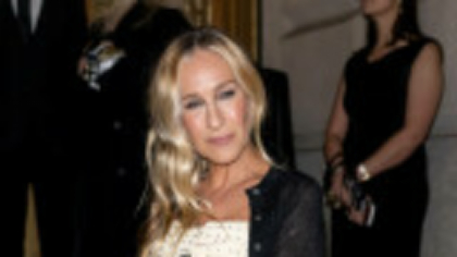 Sarah Jessica Parker, apariție plină de eleganță la un eveniment monden. Ținuta purtată de actriță. GALERIE FOTO
