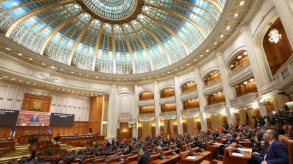 Votul pe moțiunea de cenzură se dă luni, la ora 15.00