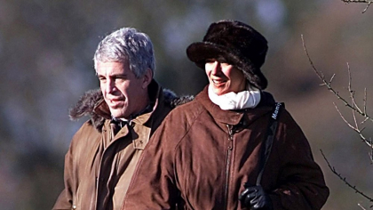 Motivul pentru care „lista clienților” lui Jeffrey Epstein va rămâne pentru totdeauna „la secret”. Teoria unui fost agent CIA legată de Mossad