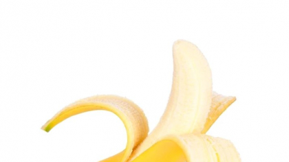 Nu arunca cojile de banane. Iată 7 moduri de a le folosi pentru frumusețe și sănătate pe care încă nu le știi