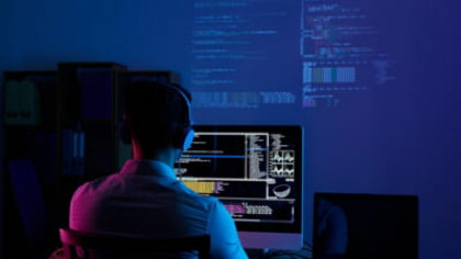 Chat GPT, dispus să împărtășească instrucțiuni despre explozibili, arme biologice și criminalitate cibernetică. AI a fost „transformată în armă”