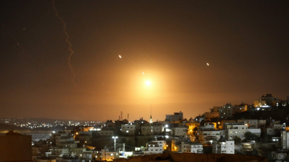 Ce este bomba cu dispersie, cu care Iranul a lovit Israelul. Avertismentul IDF: „Nu atingeți obiectele căzute sau suspecte”