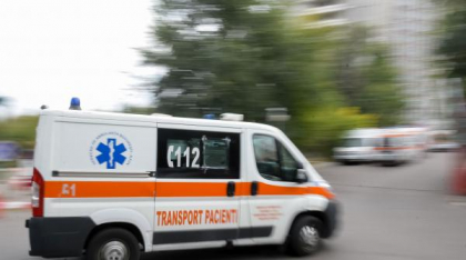  Două fetițe și mama lor au ajuns la spital în urma unui grav accident