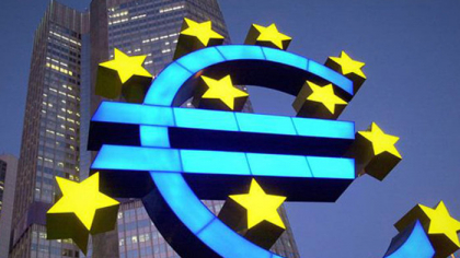 BCE este chemată să facă mai mult pentru susţinerea economiei zonei euro, dar cât de mari sunt şansele unei ieftiniri în continuare a creditului?