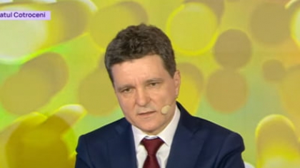 Nicușor Dan a refuzat să jure pe Biblie, deși avea dreptate. Dezvăluirile sunt făcute de un membru al echipei sale: "Aș fi urcat pe scenă să-l dau in cap cu teorema de incompletitudine"