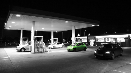 UE interzice mașinile noi pe benzină și motorină. Termenul va trebui respectat inclusiv de România