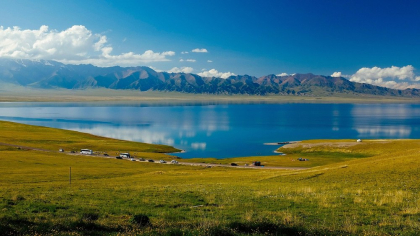Țara surprinzătoare care a fost luată cu asalt de români în 2025. Numărul turiștilor din România a crescut cu 78%